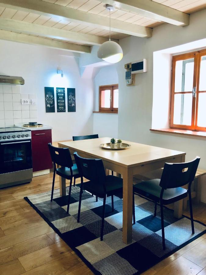 Seayou!***Charming 1-Bedroom Rental Unit In The Old City Center Of Cres Exterior foto