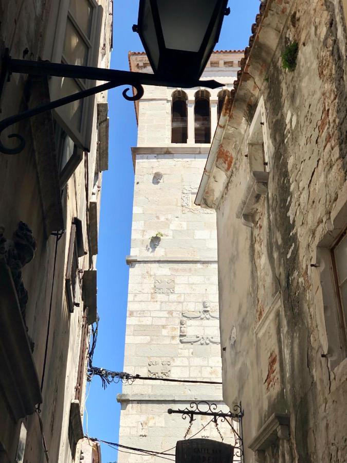 Seayou!***Charming 1-Bedroom Rental Unit In The Old City Center Of Cres Exterior foto